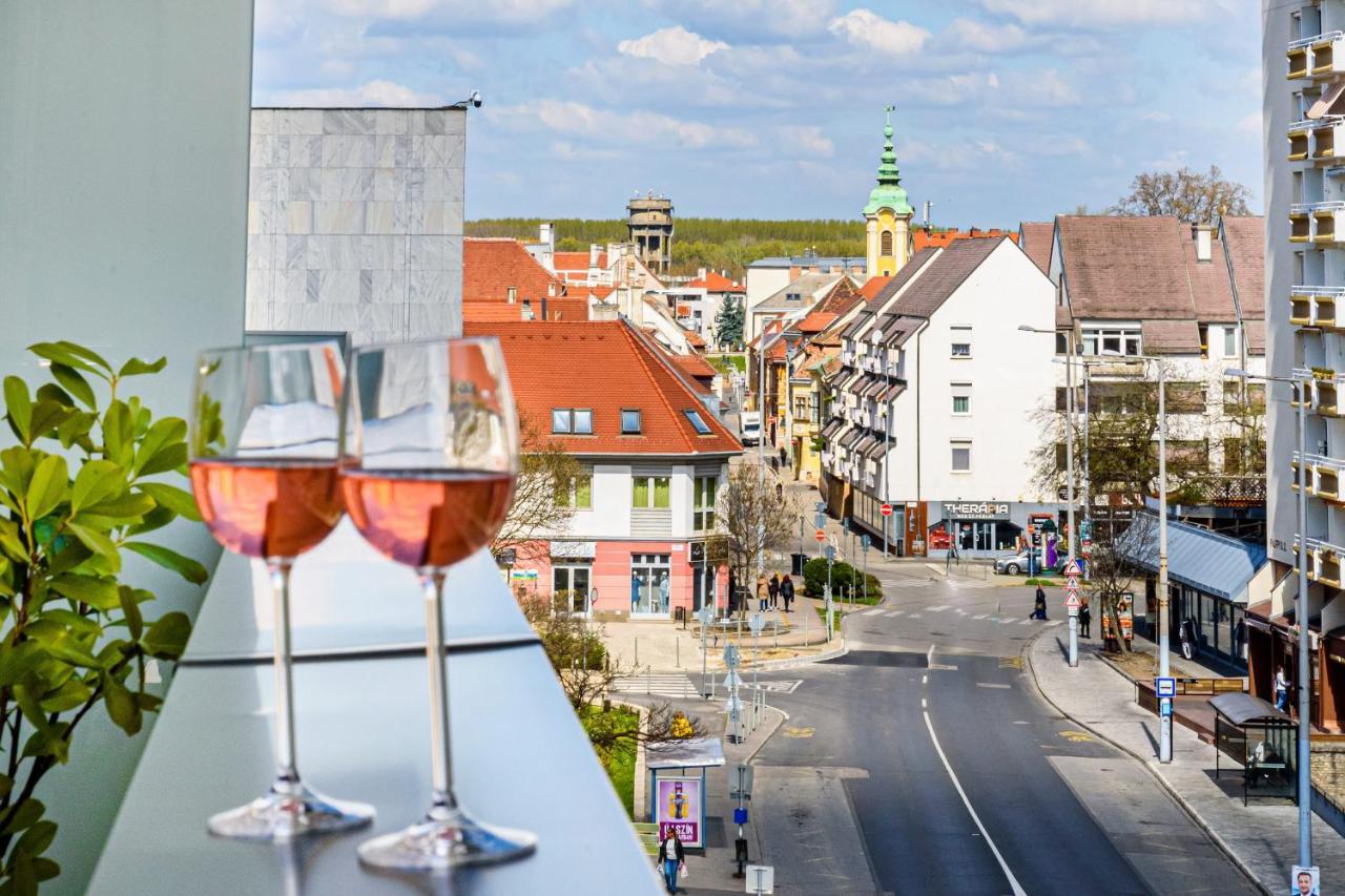 TELEKI40 Apartman Győr Belváros terasszal Exterior foto